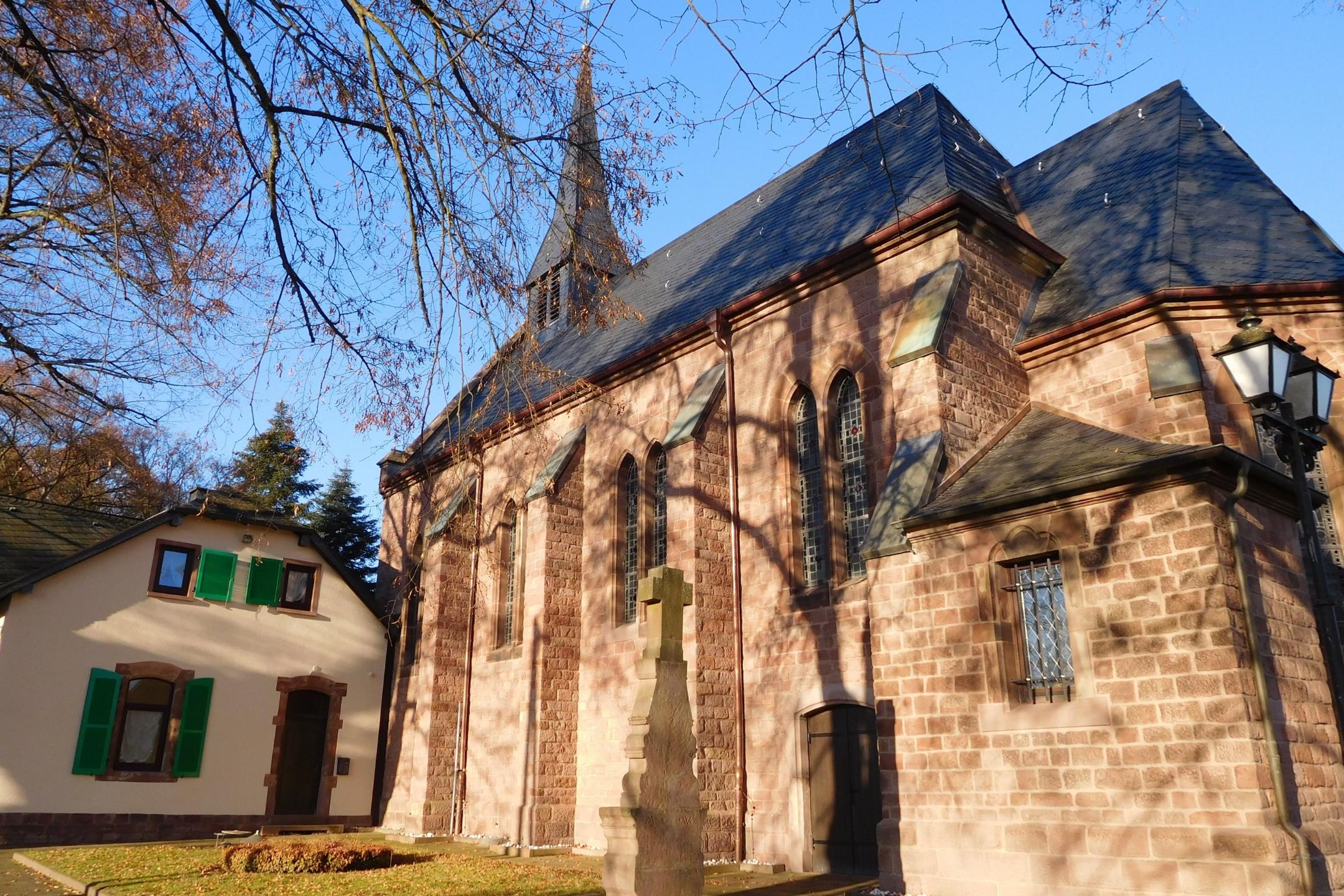 Bergkapelle und Küsterhaus