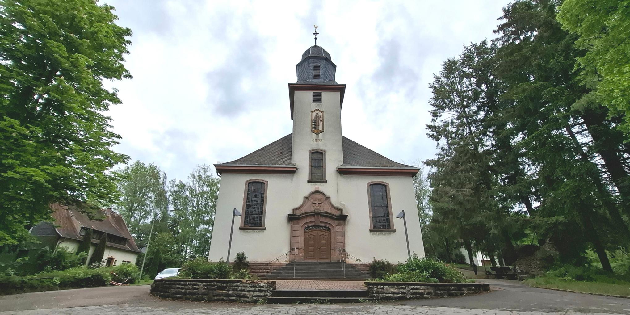 Pfarrkirche HW (c) S.Labouvie Pfarrkirche HW